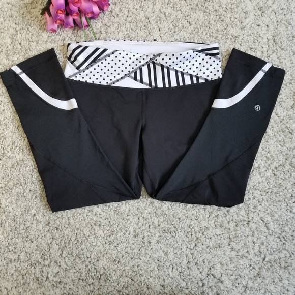 Lululemon Athletica crop leggings black size 6 - Picture 5 of 10